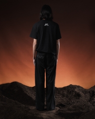 Remera Jardinería Negra